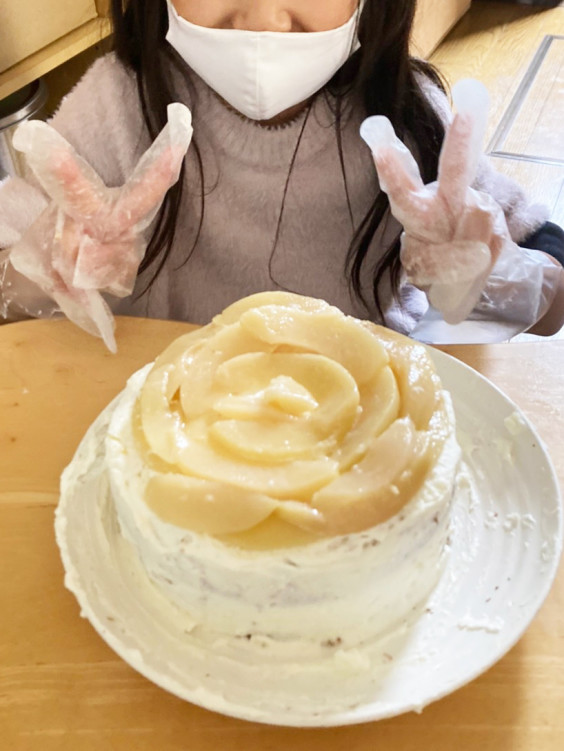 お誕生日ケーキにデコレーション 函館 北美原の学童保育 楽 がく お誕生日ケーキにデコレーション 函館 北美原の学童保育 楽 がく