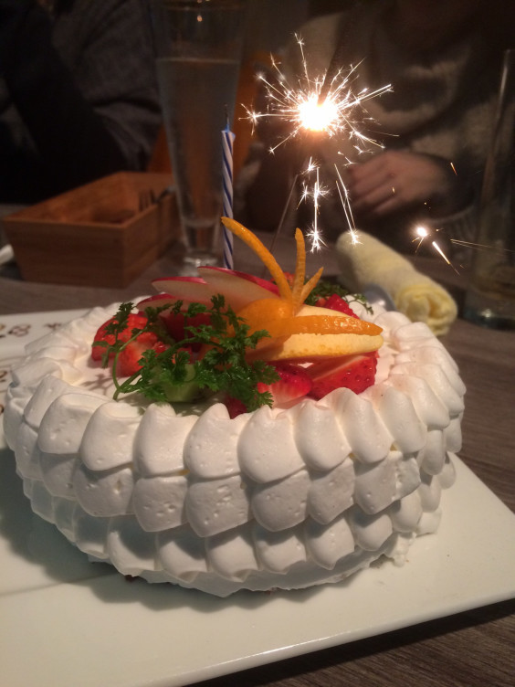 福岡県天神 Isolaさんで女子会ランチ誕生日パーリィ Maitas Blog