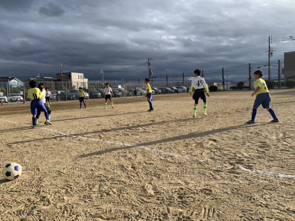 年11月23日 祝月 U 12アトレチコ大阪主催アトレチコカップ 美原区多治井グラウンド 試合報告 Caosフットボールクラブ 年11月23日 祝月 U 12アトレチコ大阪主催アトレチコカップ 美原区多治井グラウンド 試合報告 Caosフットボールクラブ