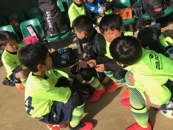 2 9 日 U 9 アトレチコカップ 美原総合スポーツセンター 活動報告 Caosフットボールクラブ 2 9 日 U 9 アトレチコカップ 美原総合スポーツセンター 活動報告 Caosフットボールクラブ