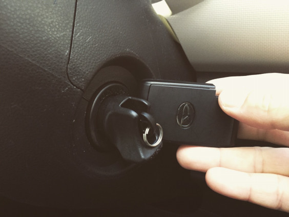 ダイハツ キ レス電池切れエンジン始動方法 Auto Shop Grace ダイハツ キ レス電池切れエンジン始動方法 Auto Shop Grace