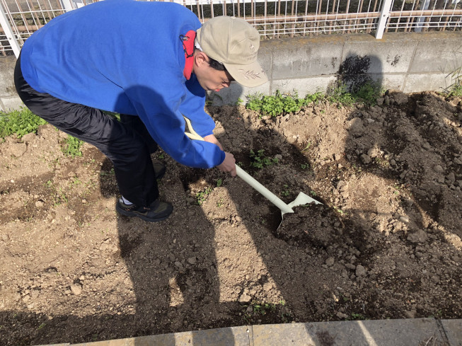 土づくり 生活介護事業所 楓 かえで 土づくり 生活介護事業所 楓 かえで