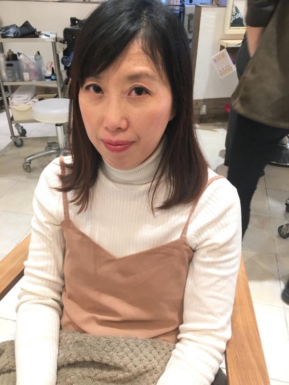 願掛けで髪の毛伸ばし中 表参道sense Hair 美容師 宮本春菜 カジュアルで大人かわいいヘアスタイルを作る