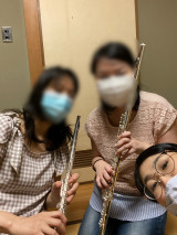 フル−ト奏者小林志穂のHPへようこそ♪