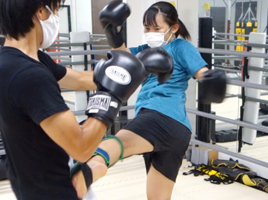 キックボクシング女子 久喜キックボクシング Kuki Shobukai Gym
