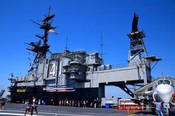 ミッドウェイ博物館 Uss Midway Museum 旅と鉄道と史跡巡り