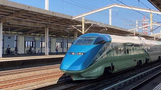 ラストランまであと少し団体臨時列車上野発山形行「とれいゆ つばさ」日帰りコース