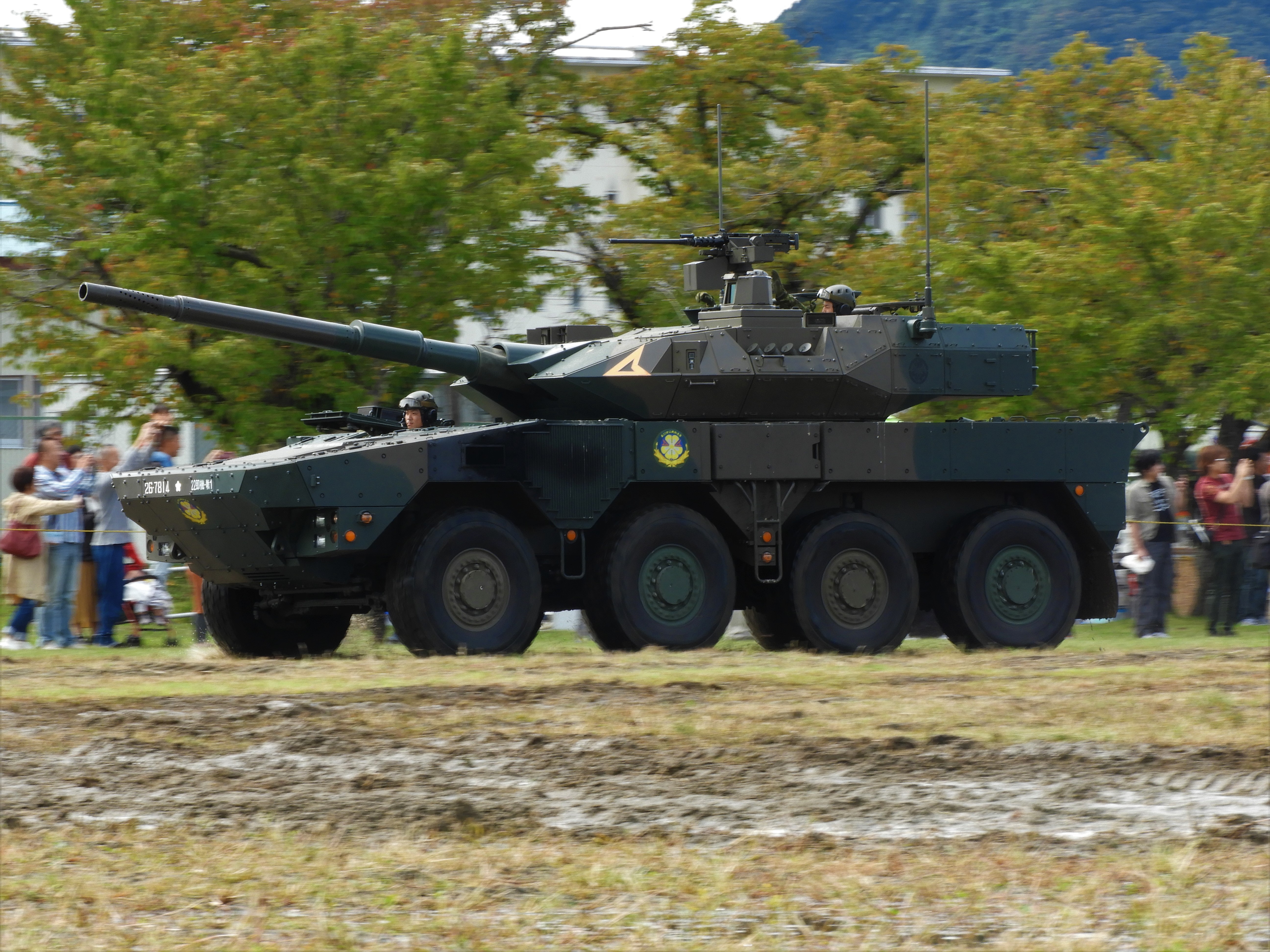 宮城県大和町/陸自最新の戦闘車両「MCV」を見る。 | Travel notes