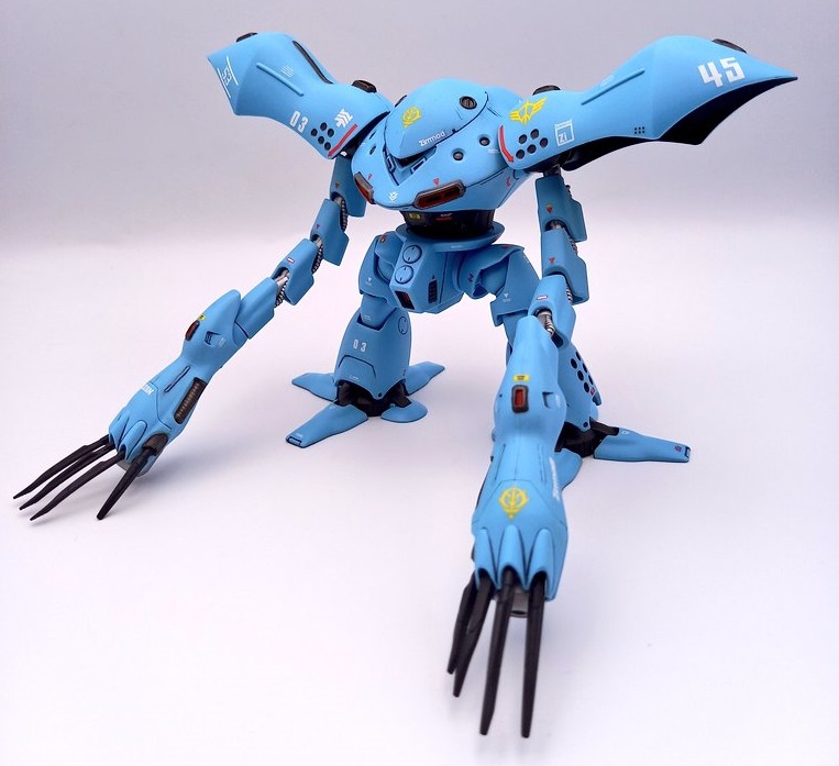 ガンプラHGハイゴッグ塗装完成品