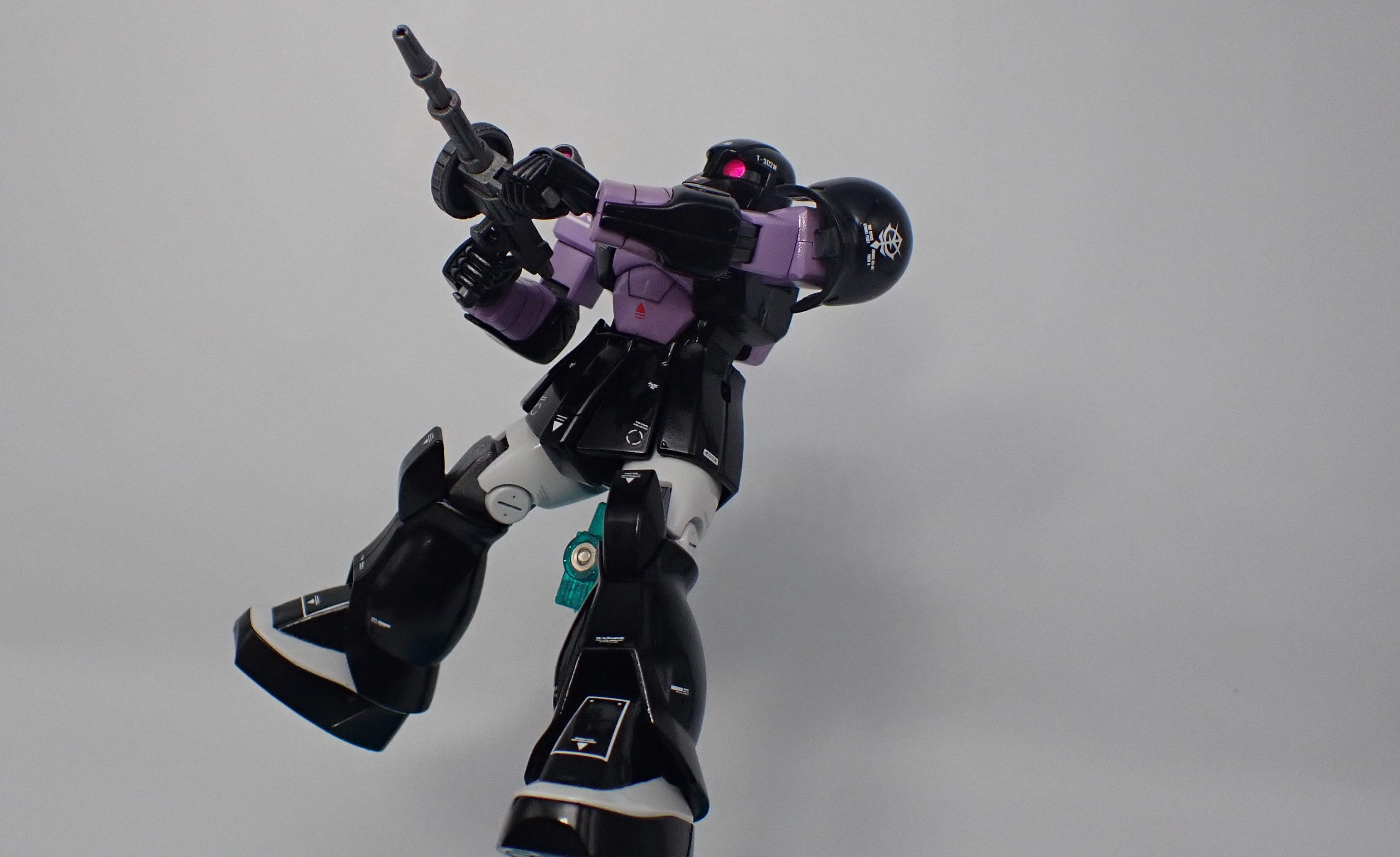 HGUC】ザクI (黒い三連星仕様) | 青けりゃだいたい好き