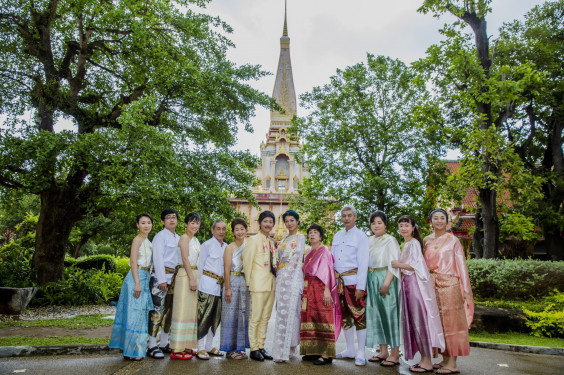 ウェディングドレスは着ない タイの民族衣装を纏って 海外挙式を叶えるin Thailand Phuket Marriage Project