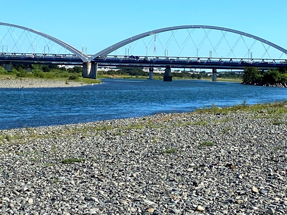 厚木 あゆみ橋 河川敷 q太郎神奈川湘南店