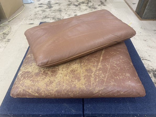 ソファークッション中材交換 イマトク工芸 椅子 ソファーの張替えbefore After ソファークッション中材交換 イマトク工芸 椅子 ソファーの張替えbefore After
