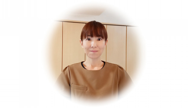 エステティシャン紹介 神戸市東灘区住吉の痛くない優しい小顔矯正と美肌のサロンsia エステティシャン紹介 神戸市東灘区住吉の痛くない優しい小顔矯正と美肌のサロンsia