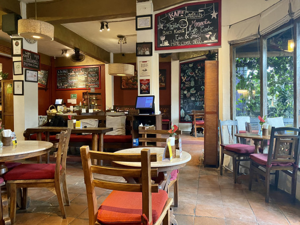 カフェ案内 ウブドハノマン通りのオーガニックレストラン Kafe Bali Allure バリ島から発信するwebマガジン カフェ案内 ウブドハノマン通りのオーガニックレストラン Kafe Bali Allure バリ島から発信するwebマガジン