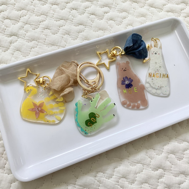 プラ板キーホルダー 押し花アート 手形アート教室calm