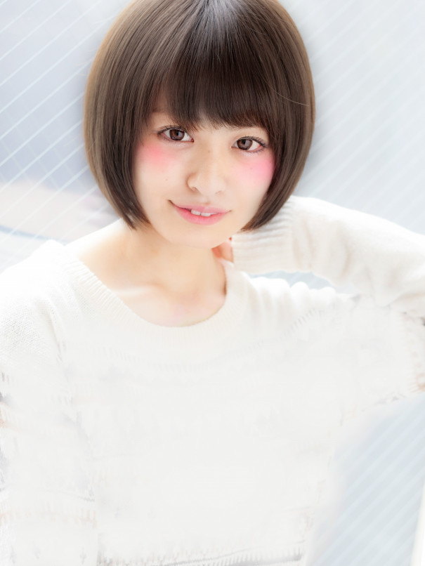 暗髪でも重たく見えないカラーと ショートボブ 渋谷美容室 Afloat World アフロートワールド ヘアクリエーター 保坂 雄樹 ゆうき ブログ