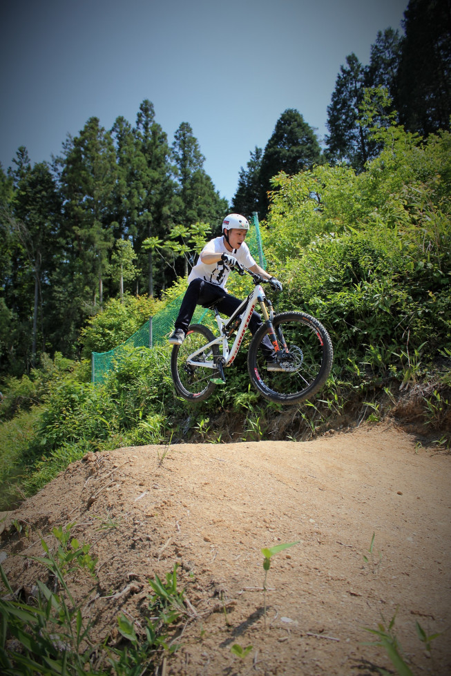 スペシャルサンクス Rookies Mtb Park 岐阜県土岐市のマウンテンバイク専用パーク