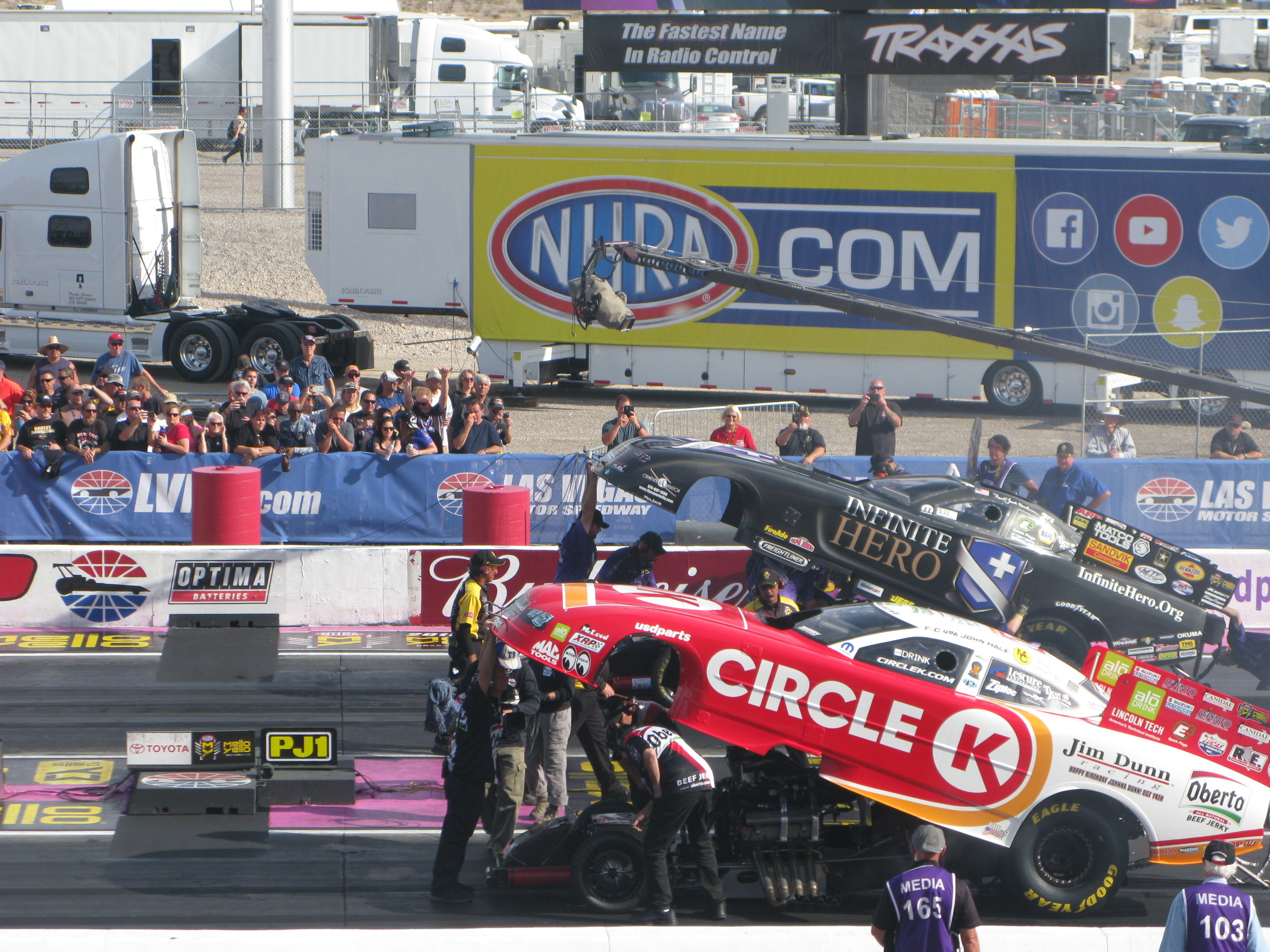 DragStar NHRA Las Vegas 2016 | 世界の細道