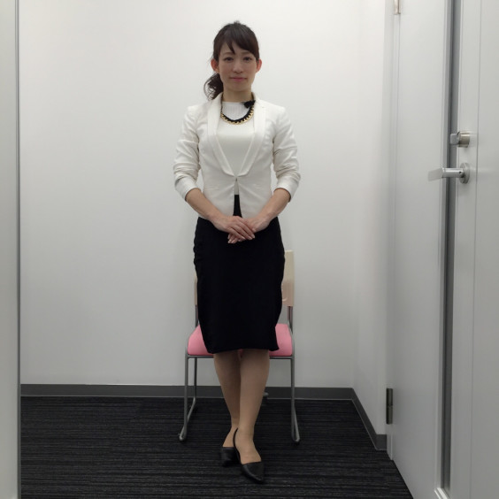 女性の座り方で女子力が変わる Haruki Beauty Lab 女性の座り方で女子力が変わる Haruki Beauty Lab