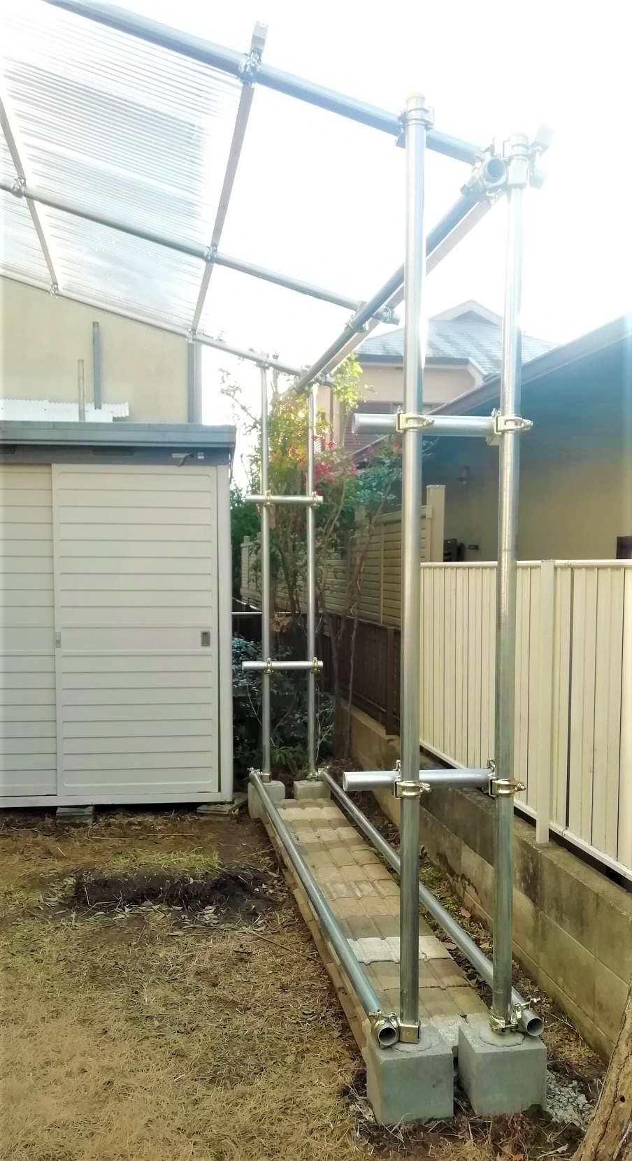 単官パイプ 単官タワー2階建て 小屋の骨組み 作業小屋 山小屋作り