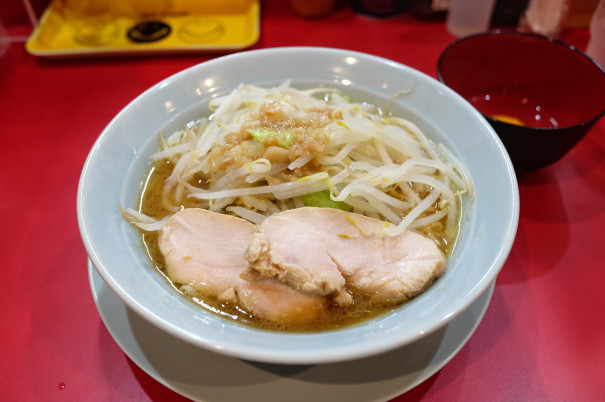 自家製麺 酉で 小ラーメン 横浜 たべのみくらし