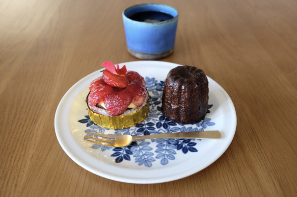 Bouquet D Espoir ブーケデスポワール で ケーキとカヌレ 石川町 たべのみくらし Bouquet D Espoir ブーケデスポワール で ケーキとカヌレ 石川町 たべのみくらし