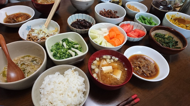 乾物ゴボウの味噌汁とホタルイカの煮付け ぽかぽか 乾物ゴボウの味噌汁とホタルイカの煮付け ぽかぽか