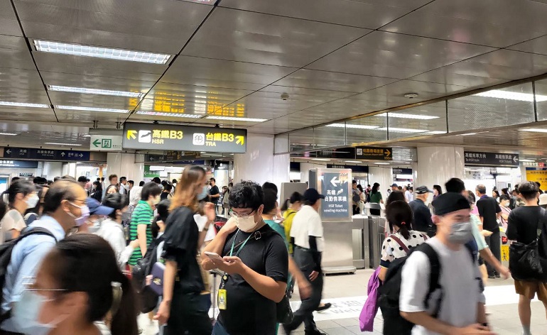 いまの台北のマスク装着状況。 | 台湾いとしこいし