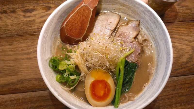 麵屋 緣enishi 京都餘香台北分店。私的台北トップ3ラーメン♪ | 台湾いとしこいし