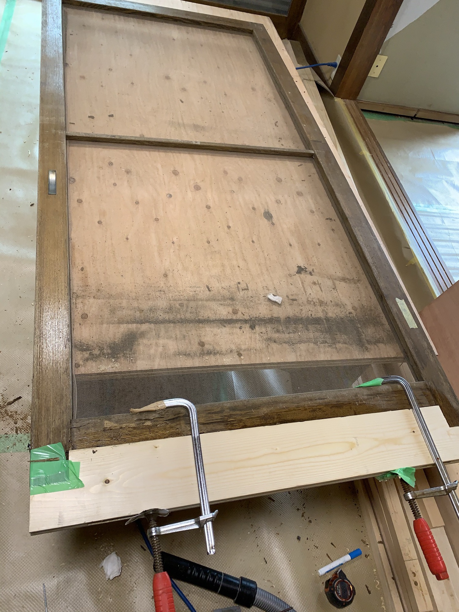 大正時代の腐った木製網戸の蘇生 | Artistic carpenter 和欧