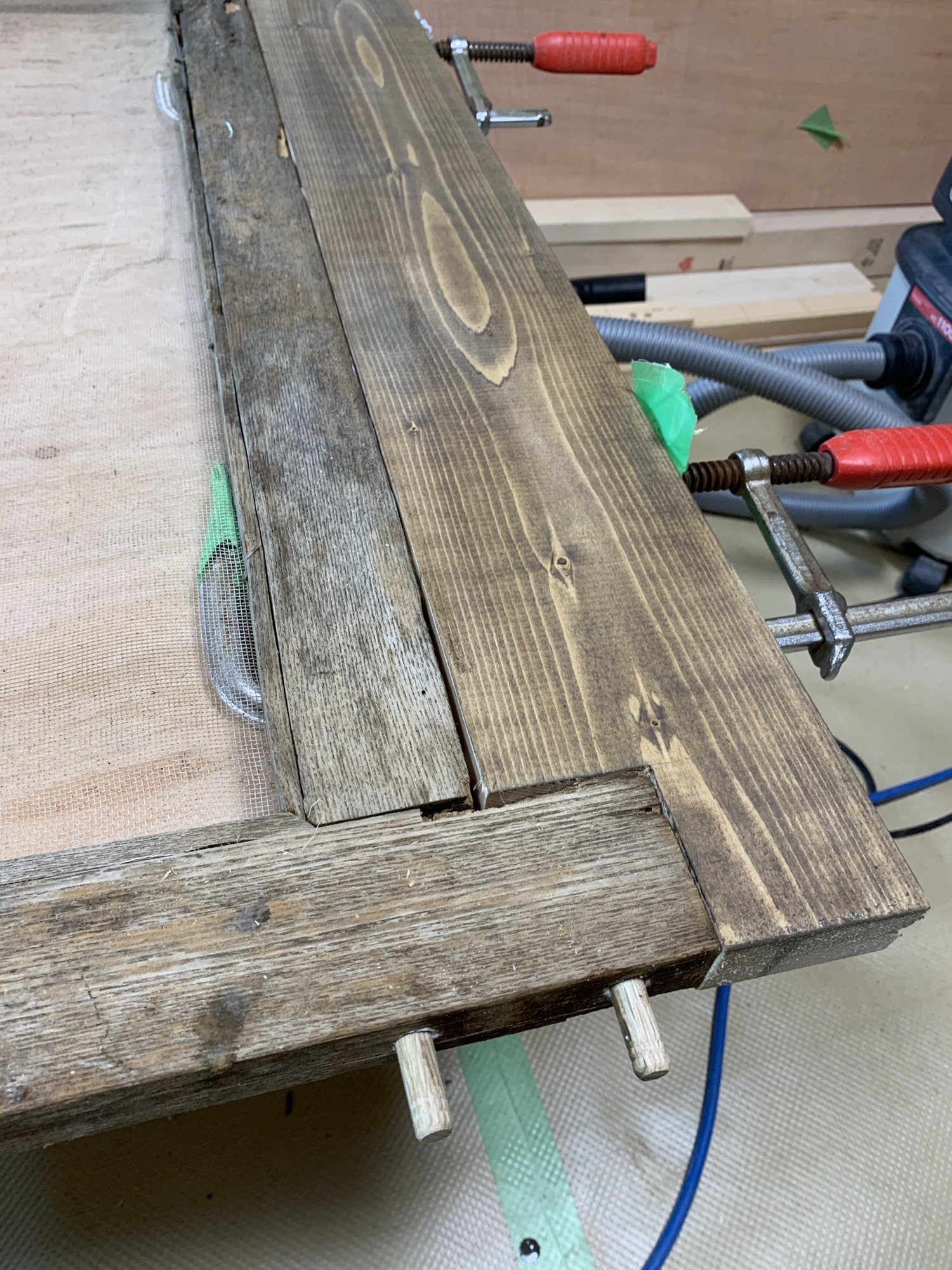 大正時代の腐った木製網戸の蘇生 | Artistic carpenter 和欧