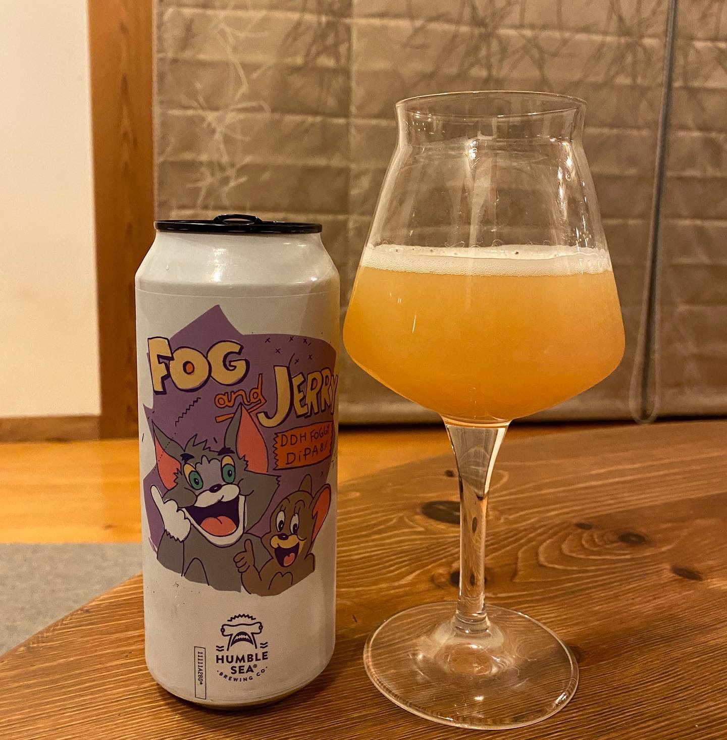 Fog and Jerry(HUMBLE SEA) outdoor and beers