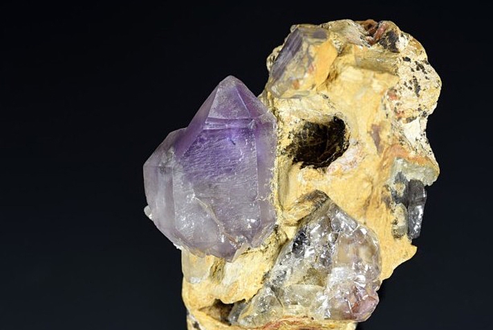 石英 Quartz | Rare minerals Research, Kyoto