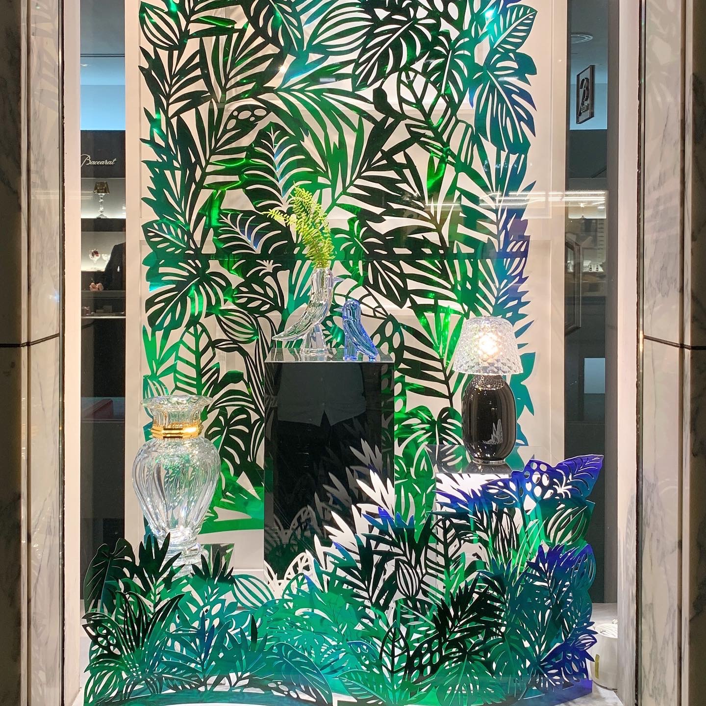 Baccarat Marunouchi Japan | nekonekodesign PAPER ARTS