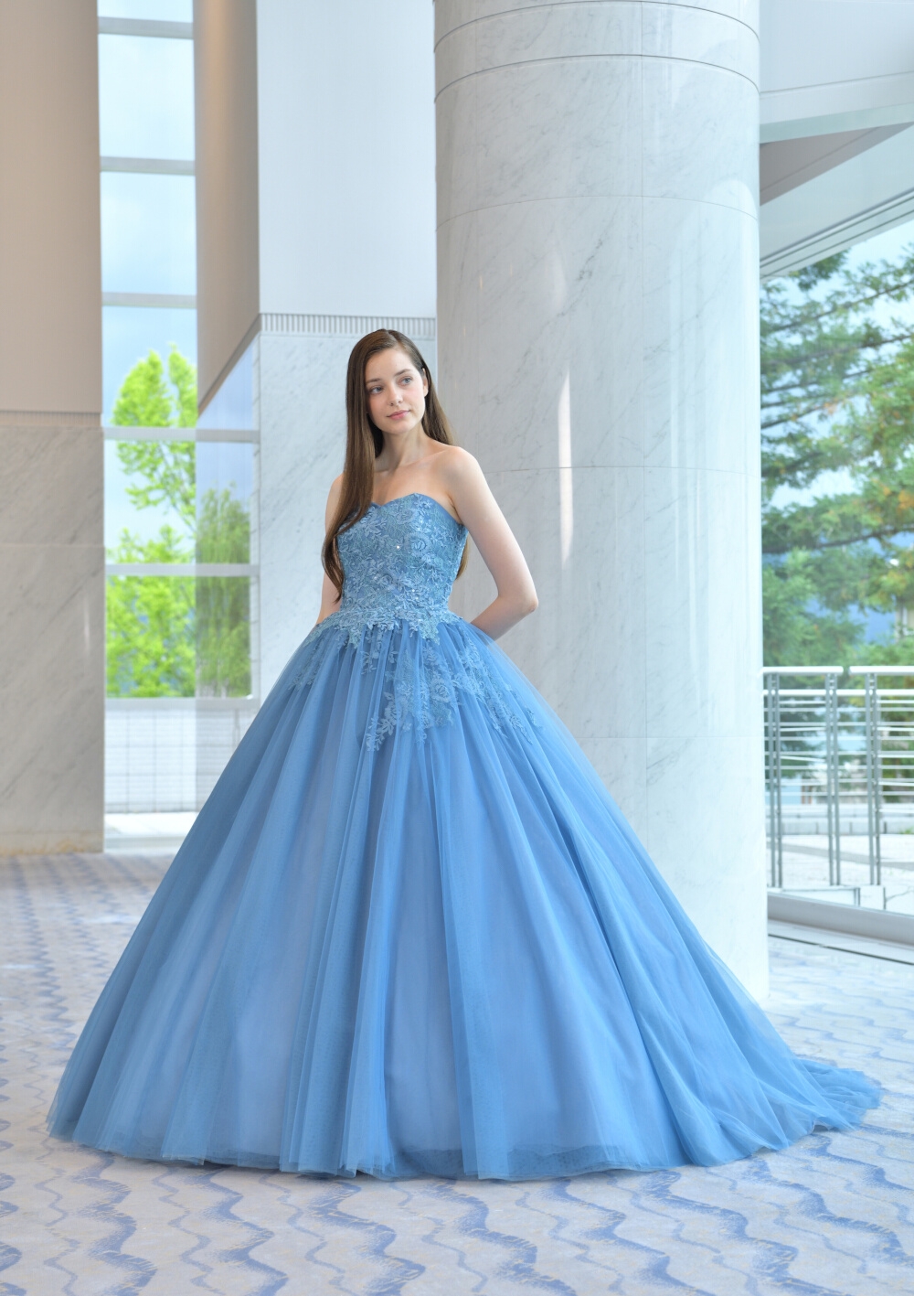 新品未使用  ドレス Vネックシアースリーブドレス キーホールネック シンプル 結婚式 成人