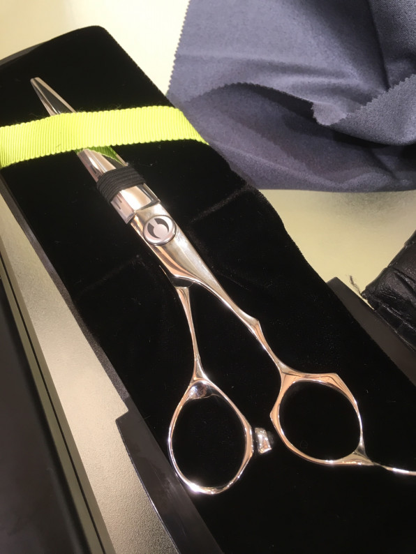 愛用のハサミ紹介（＾ω＾） | QUATRO 鯉沼達也のブログ 