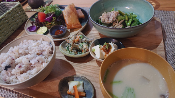 カフェランチ アロマリラクゼーションサロンねむの木 カフェランチ アロマリラクゼーションサロンねむの木