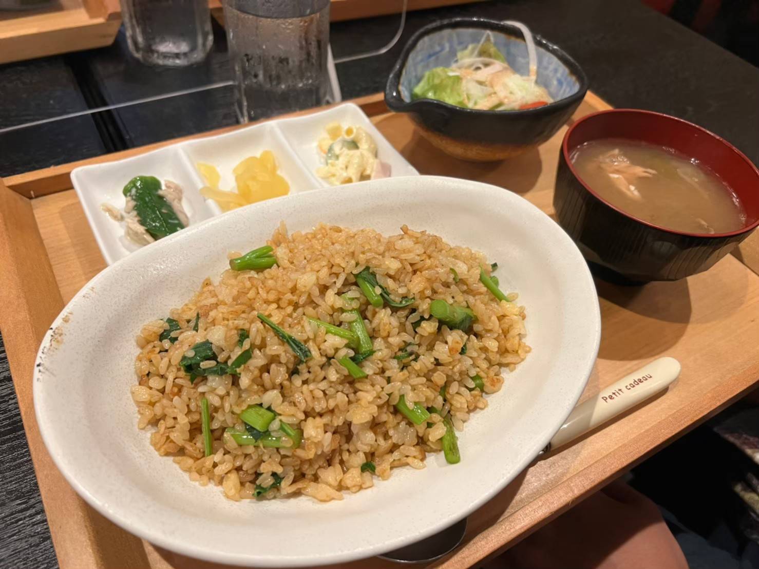 魚八亭
