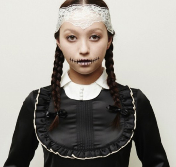 90年代ガールズアイコンがお手本 なりきりハロウィンメイク Vogue Girl