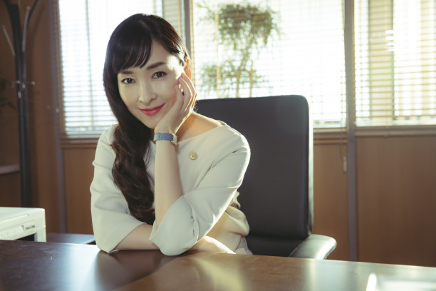 麻生久美子 出演ドラマ dele に子どもが興味津々 事件とか大好きなん