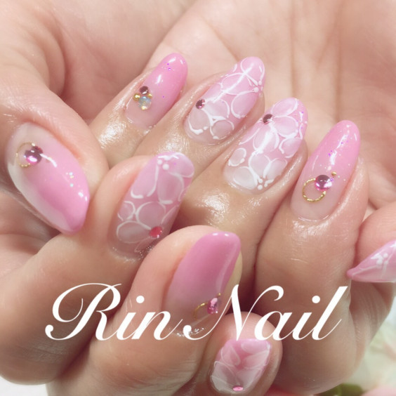 ふんわりフラワーのジェルネイル Rin Nail