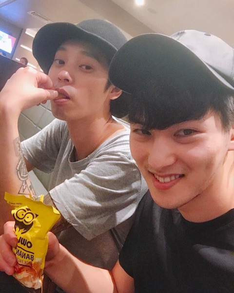 Cnblueイ ジョンヒョンのインスタグラムで フィリピンの巨大ファーストフードチェーンがラブコール Cafe De K Entertainment