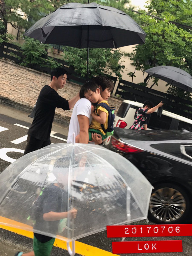 Cnblueジョン ヨンファ 再び子どもを抱っこして スーパーマンが帰ってきた に出演 Cafe De K Entertainment Cnblueジョン ヨンファ 再び子どもを抱っこして スーパーマンが帰ってきた に出演 Cafe De K Entertainment