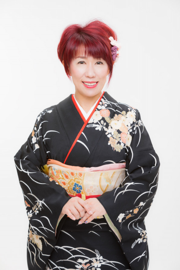 プロフィール 佐野よりこ民謡プロジェクト売店部 プロフィール 佐野よりこ民謡プロジェクト売店部