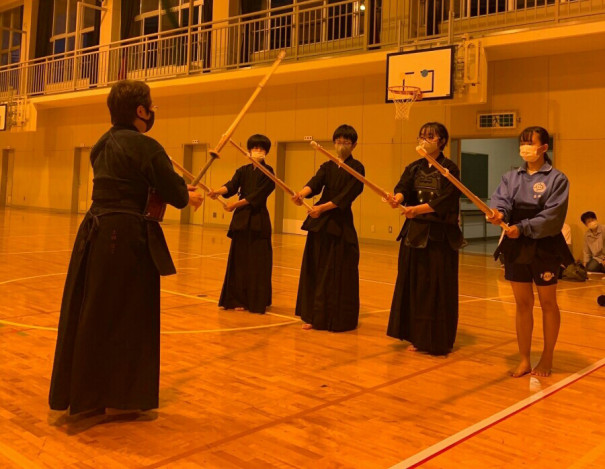 中学生の初心者体験入会 | 深西剣友会