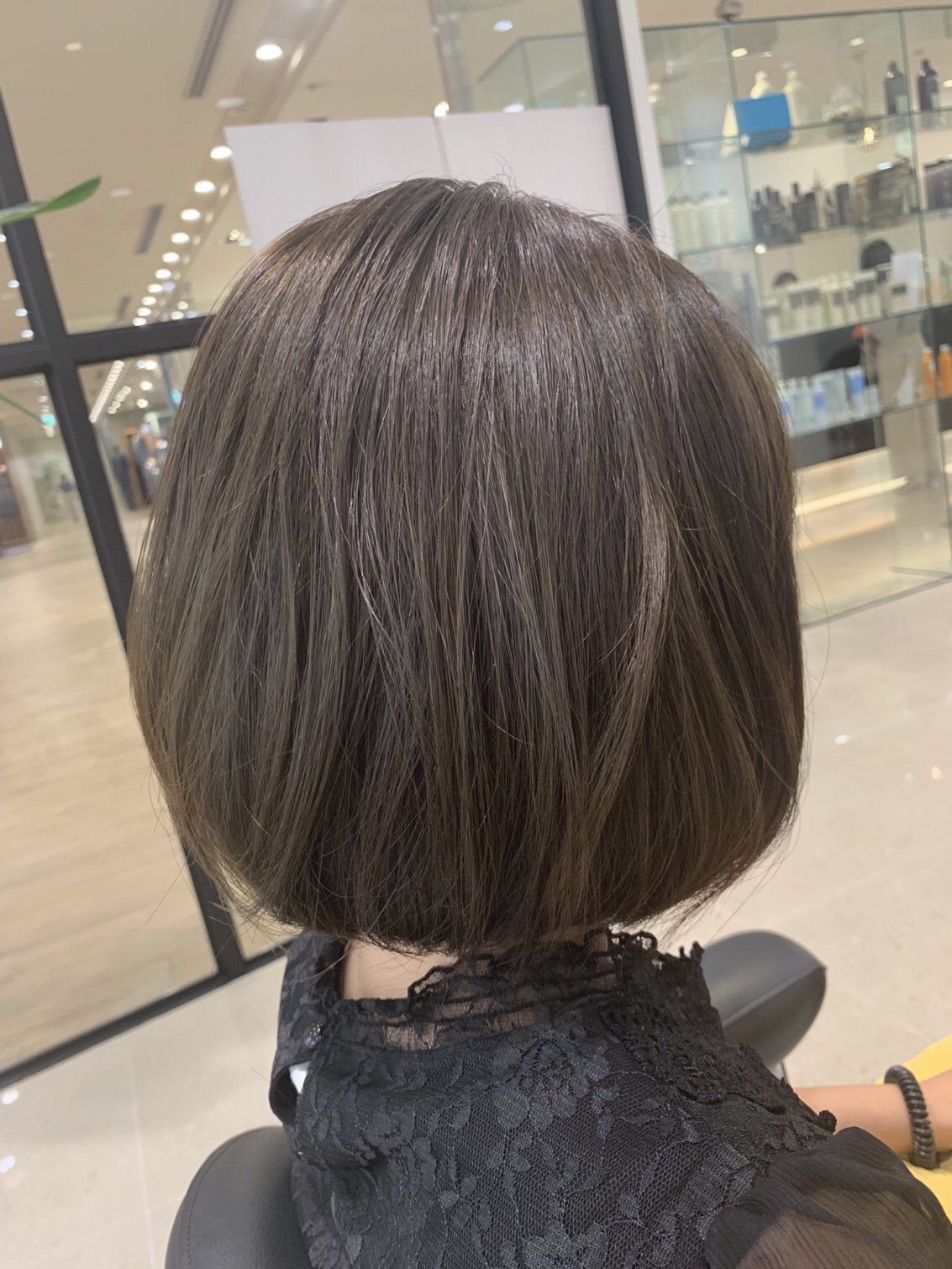 スモーキーグレージュ Spice Aveda Nambaparks