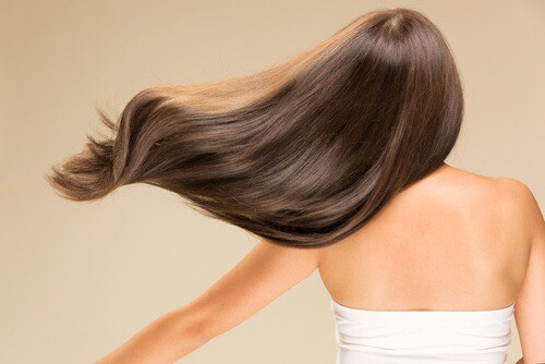雨の日に髪が広がる うねる原因って Zusso Aveda 雨の日に髪が広がる うねる原因って Zusso Aveda