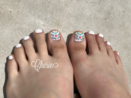 Nail Salon Cherie シェリー Nail Salon Cherie シェリー