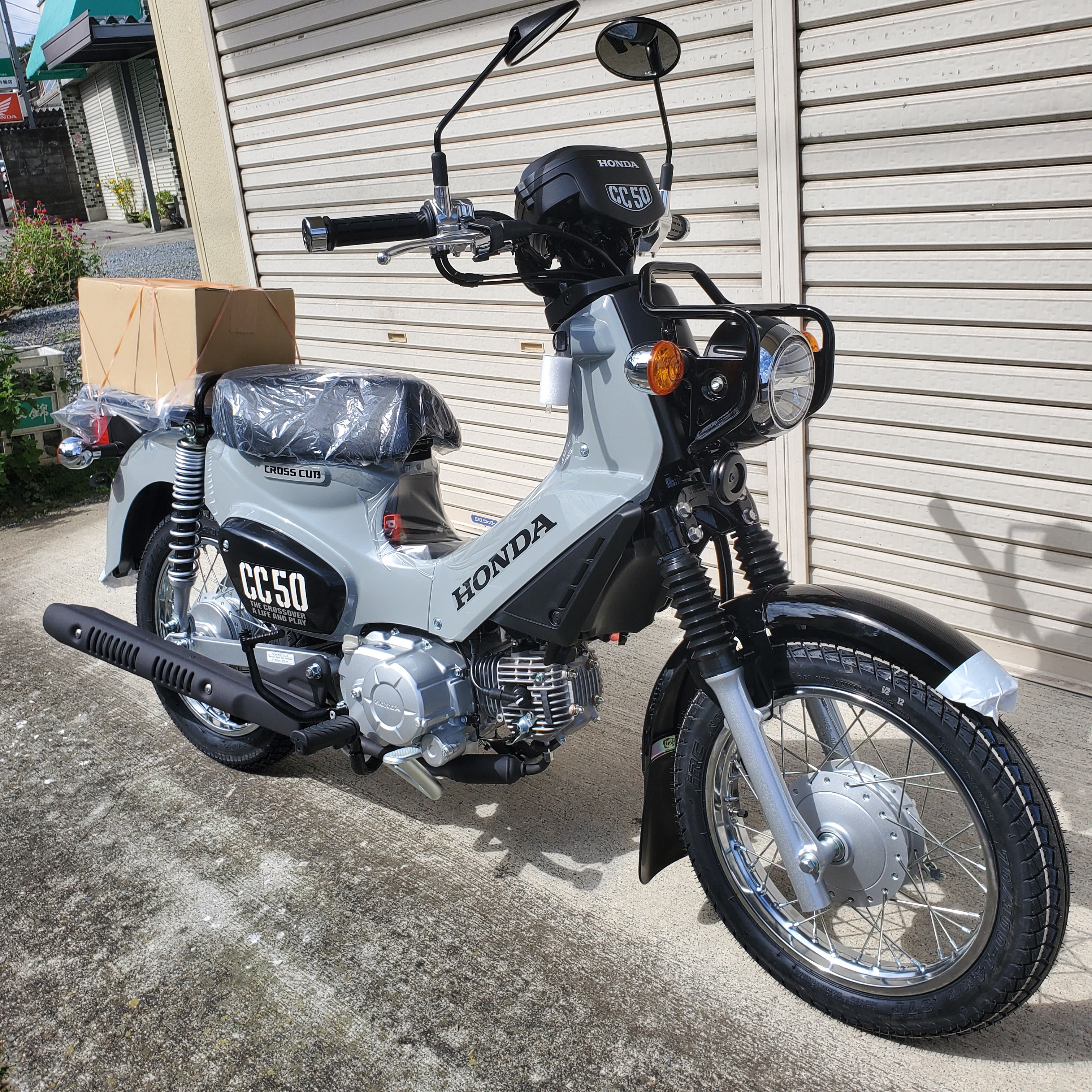 HiKOKI(旧日立工機) SP18VB 電子ポリッシャー2400020023429【リライズ